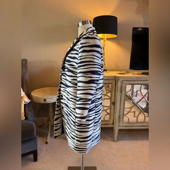 Ann Taylor Coat (Size Small) NWOT - Picture 2 of 4